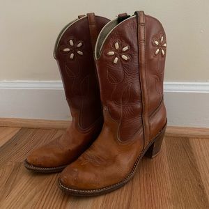 Vintage Dingo Cowboy Boots with floral embroidery